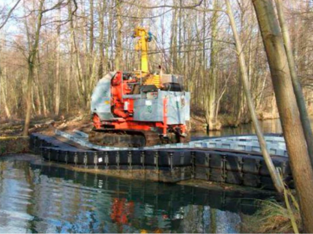 Коммерческий причал для яхт-клуба